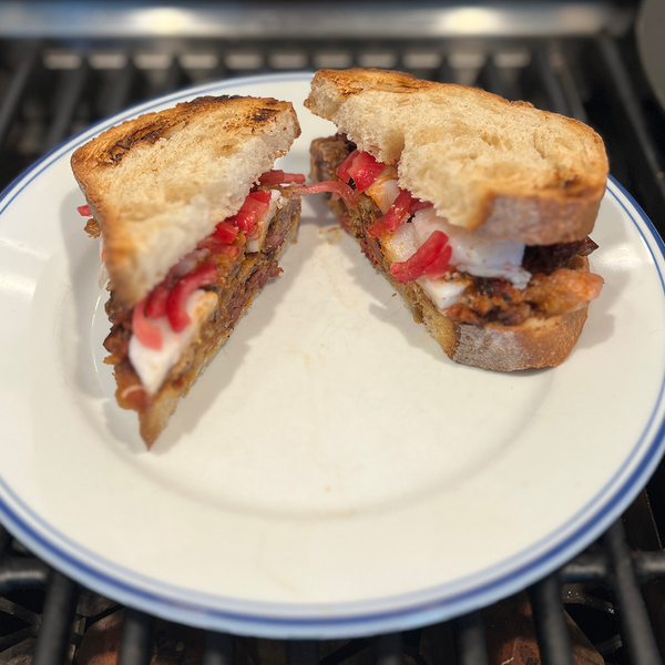 It's the sandwiching hour